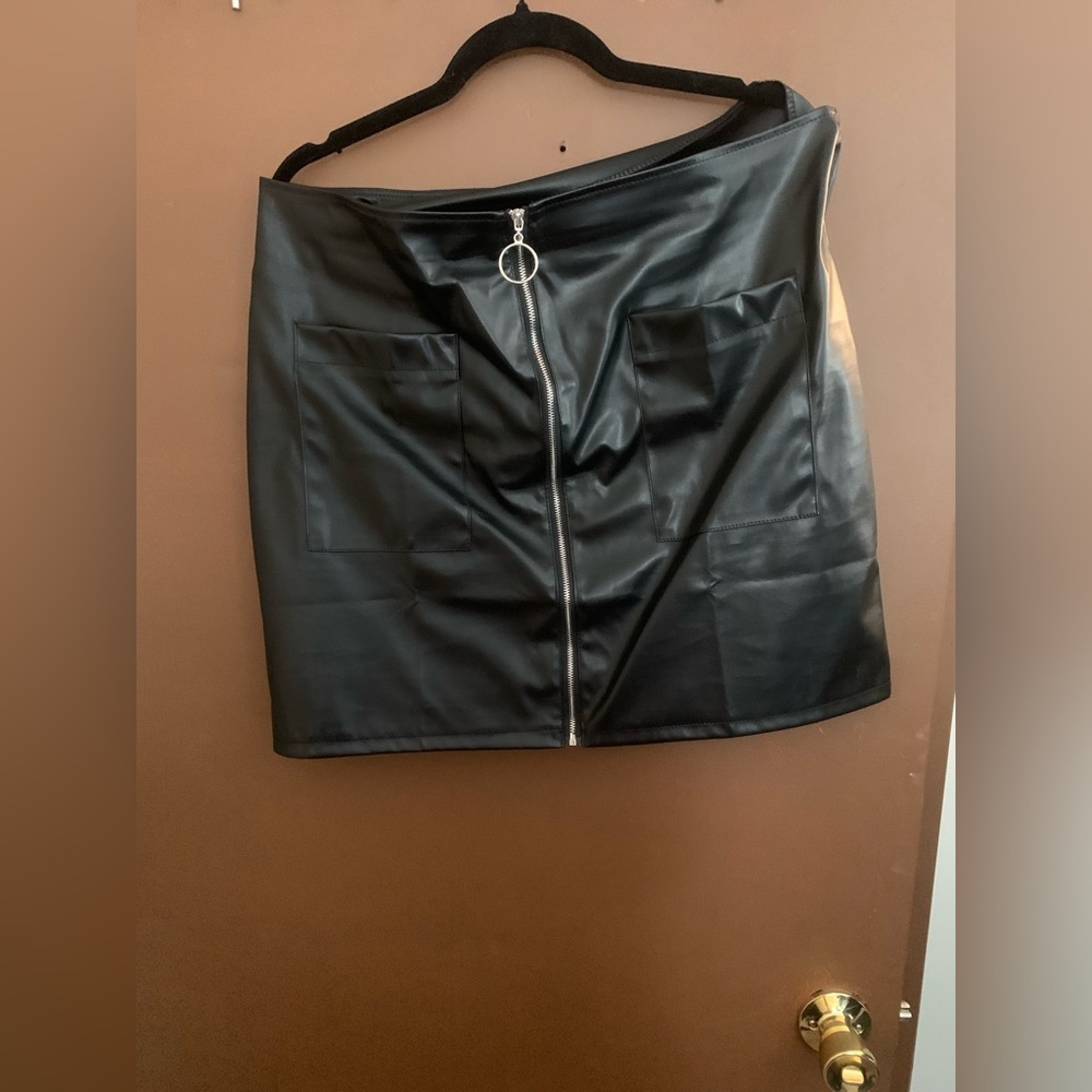 Black Faux Leather Skirt with Front Zipper